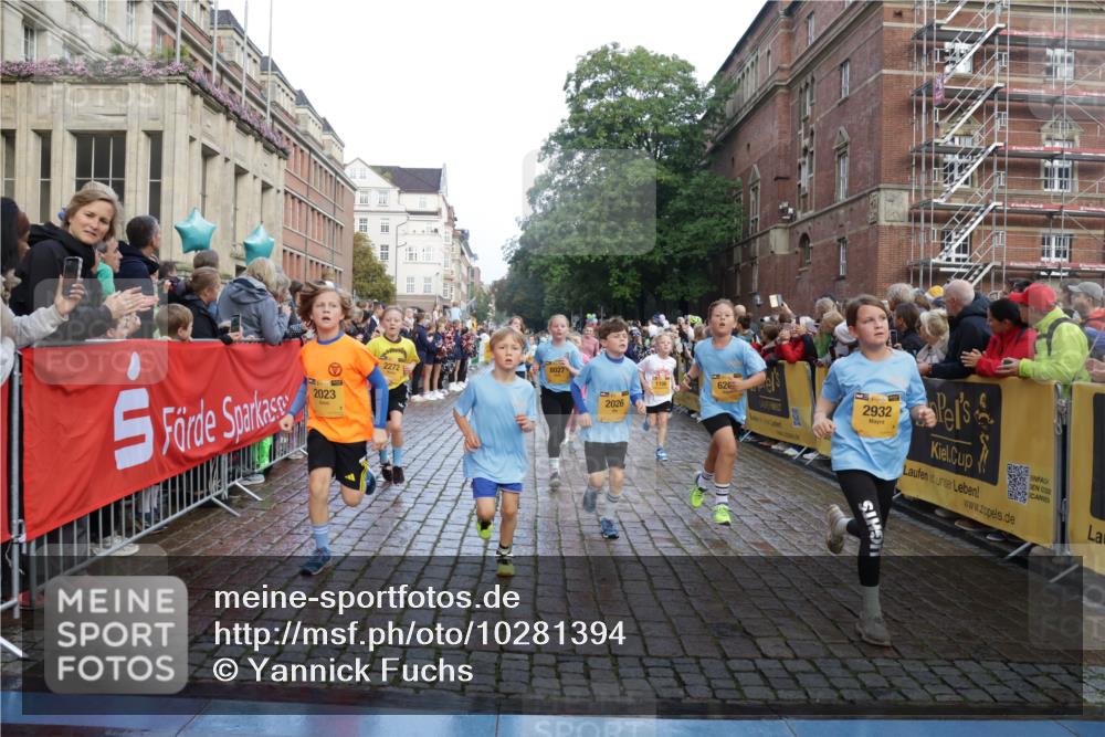 13.09.2026 - Kiel Lauf Yannick Fuchs http://msf.ph/oto/10281394 13.09.2026 08:55:05 Ziel 471, 495, 744, 889, 1450, 1768, 2699, 2773, 3219, 3863, 4069, 4828, 5212, 6570, 7917, 9163, 10817, 10822, 11071, 11235, 11573, 12291, 12349, 159, 561, 820, 1701, 2139, 2542, 2699, 2754, 2770, 3457, 4227, 4348, 5454, 5693, 6574, 6607, 6737, 7774, 7877, 8670, 8850, 9045, 9533, 9698, 10279, 10447, 10488, 11133, 11263, 11330, 11433, 11464, 11470, 11656, 11780, 12654, 114, 589, 1106, 1109, 1297, 1489, 2023, 3218, 3356, 3693, 5225, 5860, 6206, 7072, 7222, 8546, 11656 meine-sportfotos.de