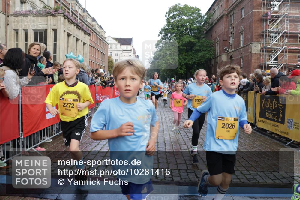 13.09.2026 - Kiel Lauf Yannick Fuchs http://msf.ph/oto/10281416 13.09.2026 08:55:06 Ziel 471, 495, 744, 889, 1450, 1768, 2773, 3219, 3863, 4069, 4828, 5212, 6206, 6570, 7917, 9163, 10817, 10822, 11071, 11235, 11573, 12291, 12349, 159, 561, 820, 1701, 2139, 2542, 2699, 2754, 2770, 3457, 4069, 4227, 4348, 5454, 5693, 6574, 6607, 6737, 7774, 7877, 8670, 8850, 9045, 9533, 9698, 10279, 10447, 10488, 11133, 11263, 11330, 11433, 11464, 11470, 11780, 12654, 114, 589, 1106, 1109, 1297, 1489, 2023, 3218, 3356, 3693, 5225, 5860, 7072, 7222, 8546, 11656 meine-sportfotos.de