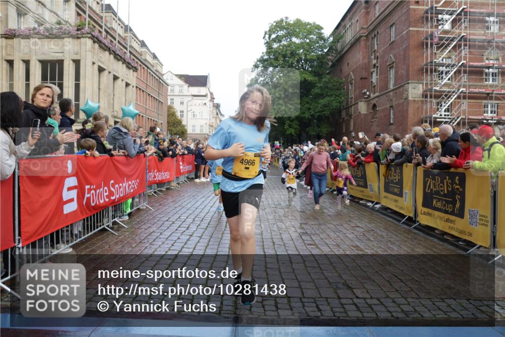 13.09.2026 - Kiel Lauf Yannick Fuchs http://msf.ph/oto/10281438 13.09.2026 08:55:08 Ziel 471, 495, 889, 1450, 1768, 2773, 3219, 3863, 4828, 5212, 6206, 6570, 7917, 8546, 9163, 10817, 10822, 11071, 11235, 11573, 12291, 12349, 159, 561, 744, 820, 1701, 2139, 2542, 2699, 2754, 2770, 3457, 4069, 4227, 4348, 5454, 6574, 6607, 6737, 7774, 7877, 8670, 8850, 9045, 9163, 9533, 9698, 10279, 10447, 10488, 11133, 11263, 11330, 11433, 11464, 11470, 11780, 12654, 114, 329, 589, 1106, 1109, 1297, 1489, 2023, 3218, 3356, 3693, 5225, 5860, 7072, 7222, 11656 meine-sportfotos.de