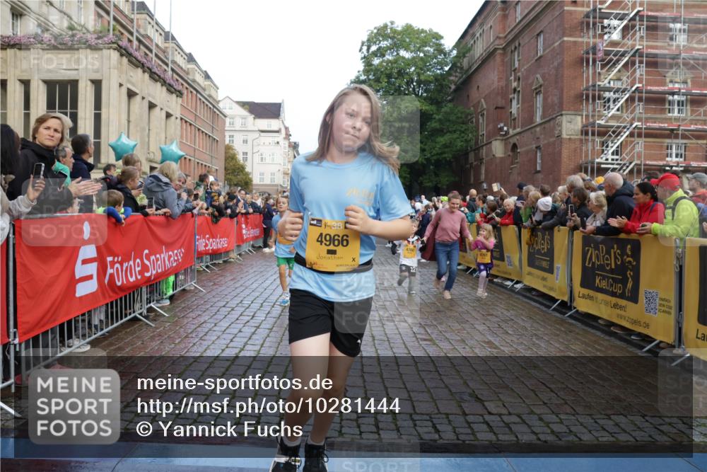 13.09.2026 - Kiel Lauf Yannick Fuchs http://msf.ph/oto/10281444 13.09.2026 08:55:08 Ziel 471, 495, 889, 1450, 1768, 2773, 3219, 3863, 4828, 5212, 6206, 6570, 7917, 8546, 9163, 10817, 10822, 11071, 11235, 11573, 12291, 12349, 159, 561, 744, 820, 1701, 2139, 2542, 2699, 2754, 2770, 3457, 4069, 4227, 4348, 5454, 6574, 6607, 6737, 7774, 7877, 8670, 8850, 9045, 9163, 9533, 9698, 10279, 10447, 10488, 11133, 11263, 11330, 11433, 11464, 11470, 11780, 12654, 114, 329, 589, 1106, 1109, 1297, 1489, 2023, 3218, 3356, 3693, 5225, 5860, 7072, 7222, 11656 meine-sportfotos.de