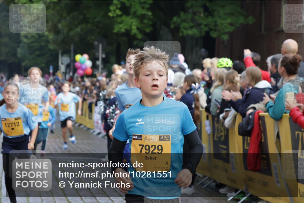 13.09.2026 - Kiel Lauf Yannick Fuchs http://msf.ph/oto/10281551 13.09.2026 08:55:18 Ziel 114, 589, 1109, 1297, 1489, 1768, 2023, 2026, 2272, 2932, 3218, 3219, 3356, 3693, 3863, 4359, 5212, 5225, 5860, 6206, 6268, 7072, 7222, 8027, 8546, 9216, 10222, 10604, 10716, 10817, 10822, 11235, 11400, 11469, 11573, 12291, 159, 471, 495, 561, 744, 820, 889, 1450, 2699, 2754, 2770, 2773, 3863, 4069, 4227, 4348, 4828, 5212, 5454, 6570, 6607, 6737, 7917, 9045, 9163, 10279, 10447, 11071, 11133, 11235, 11263, 11330, 11464, 11470, 11780, 12349, 12654, 329, 1106, 1952, 2453 meine-sportfotos.de