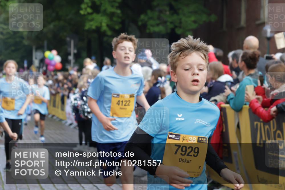 13.09.2026 - Kiel Lauf Yannick Fuchs http://msf.ph/oto/10281557 13.09.2026 08:55:18 Ziel 114, 589, 1109, 1297, 1489, 1768, 2023, 2026, 2272, 2932, 3218, 3219, 3356, 3693, 3863, 4359, 5212, 5225, 5860, 6206, 6268, 7072, 7222, 8027, 8546, 9216, 10222, 10604, 10716, 10817, 10822, 11235, 11400, 11469, 11573, 12291, 159, 471, 495, 561, 744, 820, 889, 1450, 2699, 2754, 2770, 2773, 3863, 4069, 4227, 4348, 4828, 5212, 5454, 6570, 6607, 6737, 7917, 9045, 9163, 10279, 10447, 11071, 11133, 11235, 11263, 11330, 11464, 11470, 11780, 12349, 12654, 329, 1106, 1952, 2453 meine-sportfotos.de