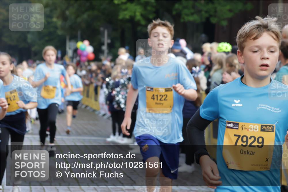 13.09.2026 - Kiel Lauf Yannick Fuchs http://msf.ph/oto/10281561 13.09.2026 08:55:18 Ziel 114, 589, 1109, 1297, 1489, 1768, 2023, 2026, 2272, 2932, 3218, 3219, 3356, 3693, 3863, 4359, 5212, 5225, 5860, 6206, 6268, 7072, 7222, 8027, 8546, 9216, 10222, 10604, 10716, 10817, 10822, 11235, 11400, 11469, 11573, 12291, 159, 471, 495, 561, 744, 820, 889, 1450, 2699, 2754, 2770, 2773, 3863, 4069, 4227, 4348, 4828, 5212, 5454, 6570, 6607, 6737, 7917, 9045, 9163, 10279, 10447, 11071, 11133, 11235, 11263, 11330, 11464, 11470, 11780, 12349, 12654, 329, 1106, 1952, 2453 meine-sportfotos.de
