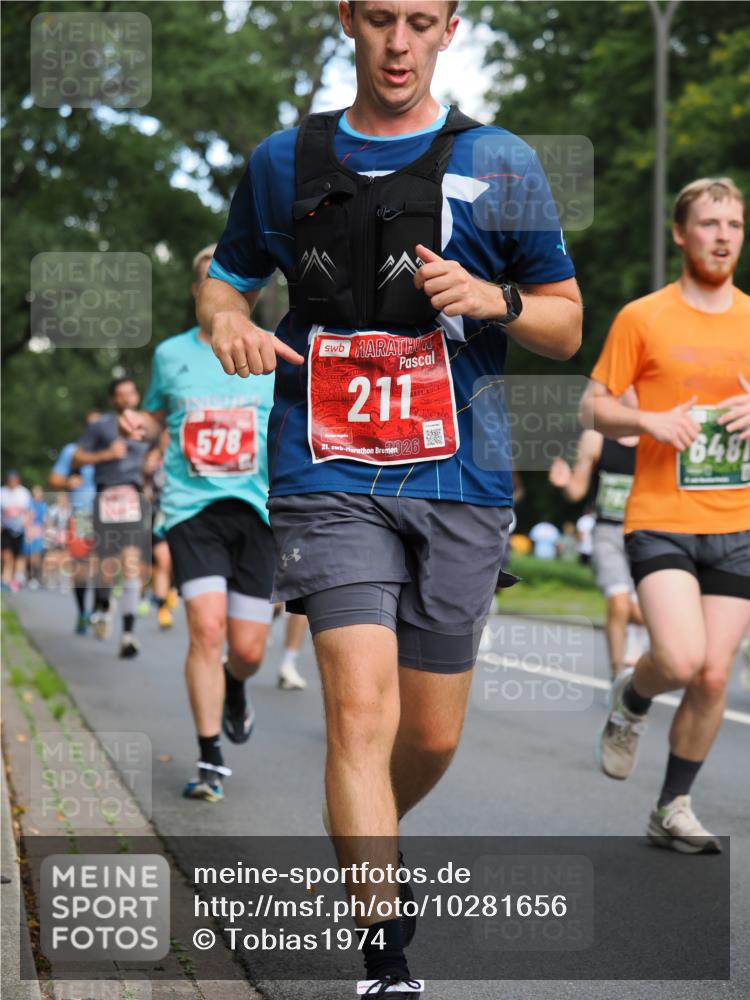13.09.2026 - 21. swb-Marathon Bremen TobiasT http://msf.ph/oto/10281656 13.09.2026 11:56:26 Laufen 578, 211, 21, 26, 6481 meine-sportfotos.de