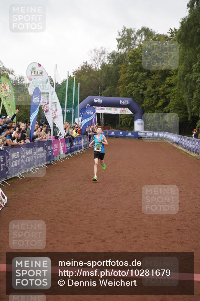 13.09.2026 - Airport Race Dennis Weichert http://msf.ph/oto/10281679 13.09.2026 10:18:07 Ziel  meine-sportfotos.de