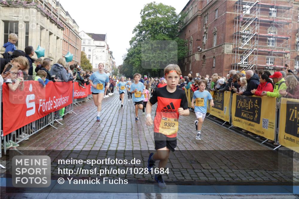 13.09.2026 - Kiel Lauf Yannick Fuchs http://msf.ph/oto/10281684 13.09.2026 08:55:27 Ziel 114, 329, 589, 1106, 1109, 1297, 1489, 1952, 2023, 2026, 2272, 2344, 2642, 2932, 3356, 3693, 4359, 4760, 4761, 4966, 5225, 5932, 6268, 7072, 7207, 7601, 7852, 7907, 8027, 9344, 10222, 11400, 11469, 12219, 12530, 114, 471, 495, 744, 889, 1450, 1489, 1768, 2699, 2773, 3218, 3219, 3863, 4069, 4348, 4828, 5212, 5860, 6206, 6570, 6607, 7222, 7917, 8546, 9163, 9216, 10604, 10716, 10817, 10822, 11071, 11235, 11400, 11573, 11780, 12349, 277, 1150, 1160, 1310, 2453, 561, 820 meine-sportfotos.de
