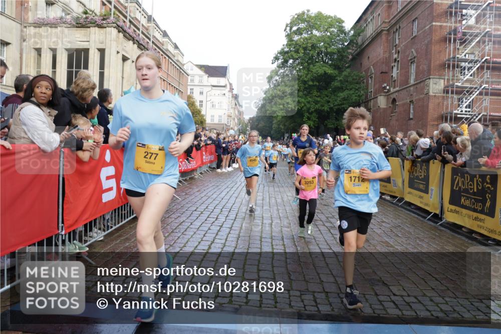 13.09.2026 - Kiel Lauf Yannick Fuchs http://msf.ph/oto/10281698 13.09.2026 08:55:29 Ziel 329, 589, 1106, 1109, 1297, 1952, 2023, 2026, 2272, 2344, 2642, 2932, 3356, 3693, 4359, 4760, 4761, 4966, 5932, 6268, 7072, 7207, 7601, 7852, 7907, 8027, 9344, 11469, 12219, 12530, 114, 471, 495, 744, 889, 1109, 1297, 1450, 1489, 1768, 2699, 2773, 3218, 3219, 3863, 4069, 4348, 4828, 5212, 5225, 5860, 6206, 6570, 7222, 7917, 8546, 9163, 9216, 10222, 10604, 10716, 10817, 10822, 11071, 11235, 11400, 11573, 11780, 12349, 277, 1150, 1160, 1310, 2453, 561, 820 meine-sportfotos.de