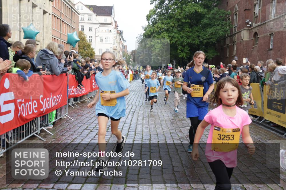 13.09.2026 - Kiel Lauf Yannick Fuchs http://msf.ph/oto/10281709 13.09.2026 08:55:30 Ziel 329, 589, 1106, 1952, 2023, 2026, 2272, 2344, 2642, 2932, 3356, 3693, 4359, 4760, 4761, 4966, 5932, 6268, 7072, 7207, 7601, 7852, 7907, 7929, 8027, 9344, 11469, 12219, 12530, 114, 471, 495, 744, 889, 1109, 1297, 1450, 1489, 1768, 2699, 2773, 3218, 3219, 3356, 3693, 3863, 4069, 4828, 5212, 5225, 5860, 6206, 6570, 7072, 7222, 7917, 8546, 9163, 9216, 10222, 10604, 10716, 10817, 10822, 11071, 11235, 11400, 11573, 12349, 277, 1150, 1160, 1310, 2453, 561, 820 meine-sportfotos.de
