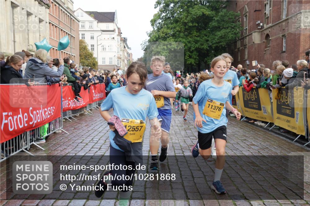 13.09.2026 - Kiel Lauf Yannick Fuchs http://msf.ph/oto/10281868 13.09.2026 08:55:44 Ziel 277, 645, 1150, 1160, 1310, 1712, 2453, 2998, 3253, 4122, 4545, 4682, 5876, 6290, 7748, 7929, 9033, 9302, 10188, 10227, 10271, 10818, 10934, 11439, 11657, 12198, 12712, 114, 329, 589, 1106, 1109, 1297, 1489, 1768, 1952, 2023, 2026, 2272, 2344, 2642, 2932, 3218, 3219, 3356, 3693, 4359, 4760, 4761, 4966, 5225, 5860, 5932, 6206, 6268, 7072, 7207, 7222, 7601, 7852, 7907, 8027, 8546, 9216, 9344, 10222, 10604, 10716, 10817, 10822, 11400, 11469, 11573, 12219, 74, 76 meine-sportfotos.de