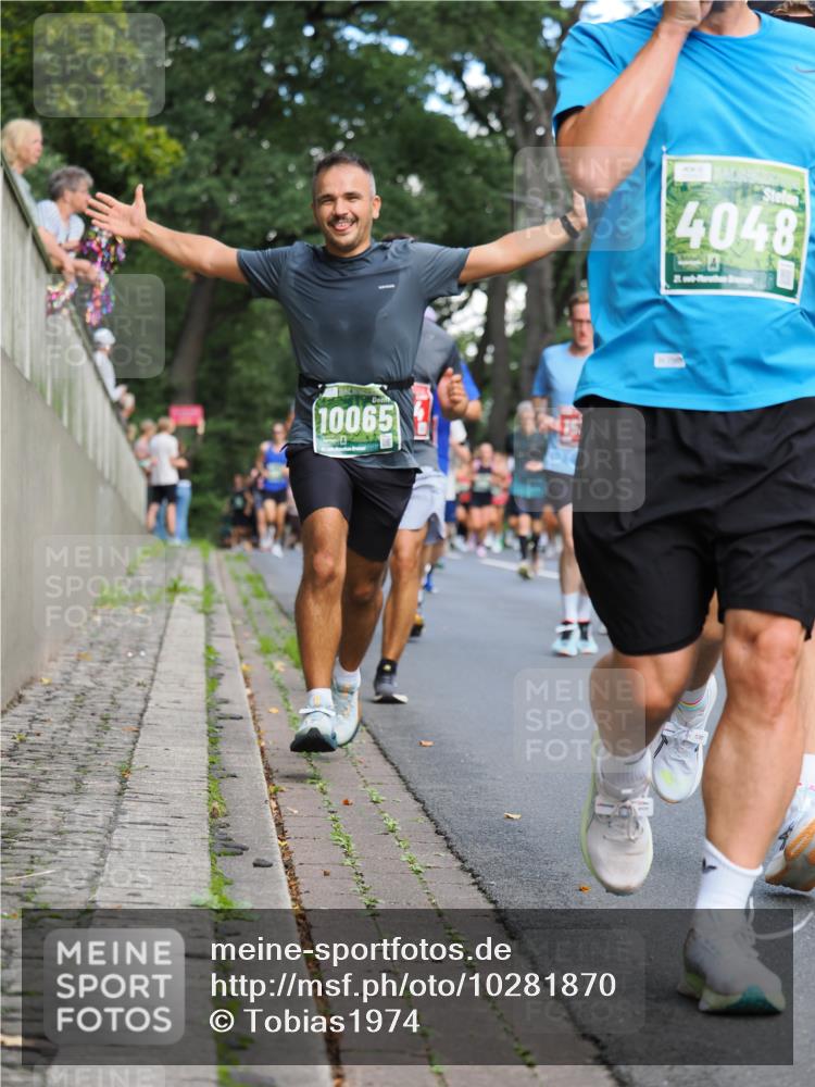 13.09.2026 - 21. swb-Marathon Bremen TobiasT http://msf.ph/oto/10281870 13.09.2026 11:57:46 Laufen 10065, 4048 meine-sportfotos.de