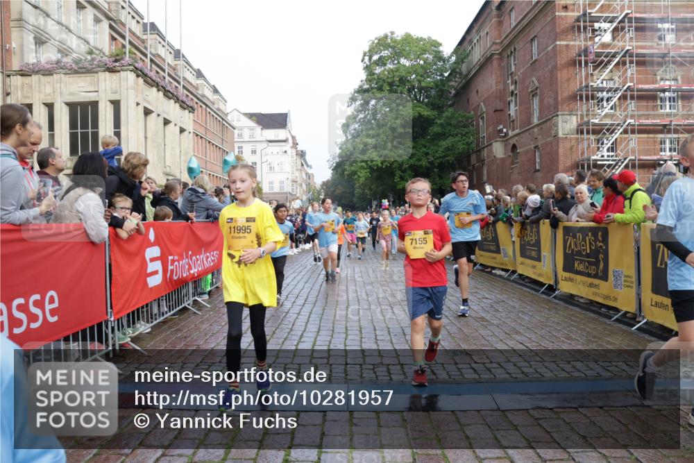 13.09.2026 - Kiel Lauf Yannick Fuchs http://msf.ph/oto/10281957 13.09.2026 08:55:50 Ziel 277, 645, 1150, 1160, 1249, 1310, 1712, 2998, 3253, 3358, 4545, 4682, 4755, 5289, 5297, 5547, 5876, 6290, 7748, 8619, 8960, 9033, 9302, 9792, 10188, 10227, 10818, 10934, 11439, 12198, 114, 329, 589, 1106, 1109, 1297, 1489, 1952, 2023, 2026, 2272, 2344, 2453, 2642, 2932, 3356, 3693, 4122, 4359, 4760, 4761, 4966, 5225, 5860, 5932, 6268, 7072, 7207, 7222, 7601, 7852, 7907, 7929, 8027, 9216, 9344, 10222, 10227, 10271, 10604, 11400, 11469, 11657, 12219, 12712, 74, 76, 669, 114 meine-sportfotos.de