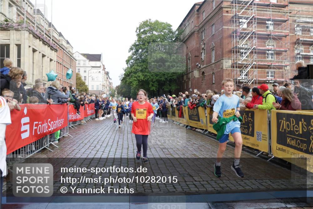13.09.2026 - Kiel Lauf Yannick Fuchs http://msf.ph/oto/10282015 13.09.2026 08:55:57 Ziel 234, 547, 645, 1249, 1581, 2711, 3358, 3409, 3454, 4545, 4682, 4755, 5259, 5289, 5297, 5547, 5781, 5876, 6290, 7816, 8527, 8619, 8960, 9792, 9930, 9935, 10188, 10934, 11376, 12557, 277, 329, 589, 1106, 1150, 1160, 1310, 1712, 1952, 2023, 2026, 2272, 2344, 2453, 2642, 2932, 2998, 3253, 4122, 4359, 4545, 4682, 4760, 4761, 4966, 5932, 6268, 6290, 7207, 7601, 7748, 7852, 7907, 7929, 8027, 9033, 9302, 9344, 10227, 10271, 10818, 11439, 11469, 11657, 12219, 12712, 74, 76, 669, 114 meine-sportfotos.de