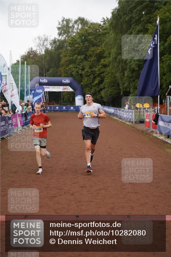 13.09.2026 - Airport Race Dennis Weichert http://msf.ph/oto/10282080 13.09.2026 10:18:46 Ziel 5409, 5411 meine-sportfotos.de