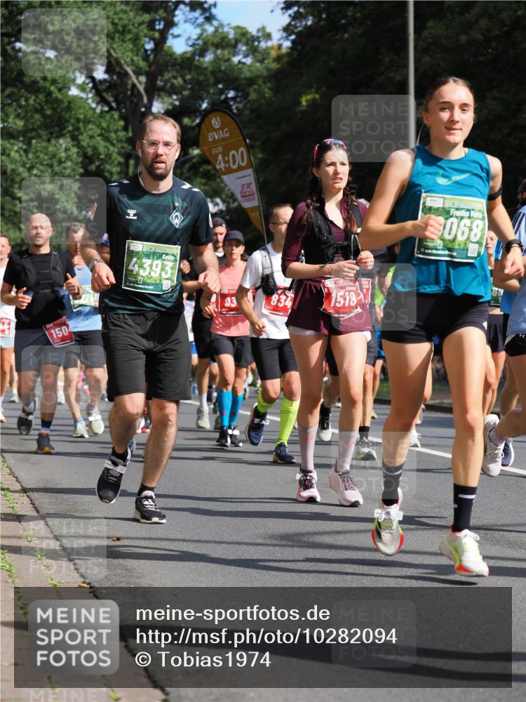 13.09.2026 - 21. swb-Marathon Bremen TobiasT http://msf.ph/oto/10282094 13.09.2026 11:59:47 Laufen 150, 4393, 21, 126, 4, 00, 93, 834, 2, 1518, 20, 068 meine-sportfotos.de