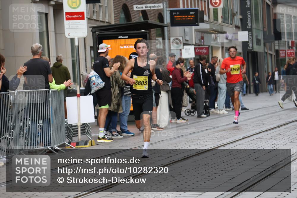 13.09.2026 - 21. swb-Marathon Bremen Strokosch-Dieckow http://msf.ph/oto/10282320 13.09.2026 10:30:31 Ziel 12458, 13537, 13554, 13630, 13522, 13561, 13569, 13576, 13603 meine-sportfotos.de