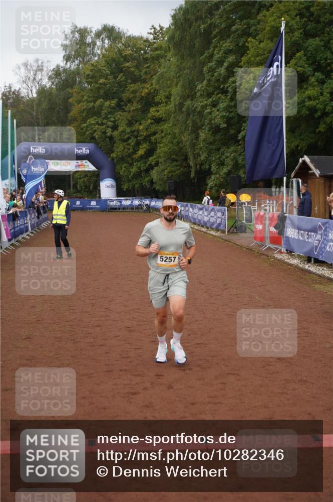 13.09.2026 - Airport Race Dennis Weichert http://msf.ph/oto/10282346 13.09.2026 10:19:37 Ziel 5257, 5451 meine-sportfotos.de