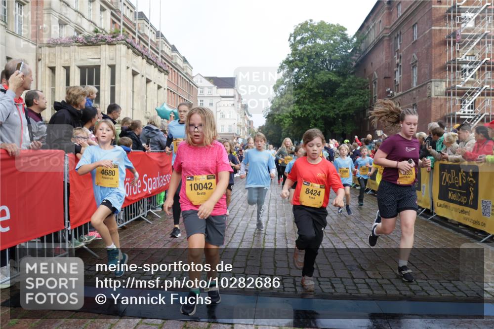 13.09.2026 - Kiel Lauf Yannick Fuchs http://msf.ph/oto/10282686 13.09.2026 08:56:34 Ziel 26, 582, 758, 1137, 1285, 1950, 2719, 3078, 3520, 3930, 4127, 4128, 4188, 4537, 4617, 5315, 6449, 7865, 7866, 8160, 8719, 8785, 9021, 9626, 10091, 10612, 10939, 11795, 12032, 74, 76, 234, 407, 470, 669, 759, 808, 1009, 1126, 1346, 1444, 1581, 2143, 2173, 2197, 2497, 2640, 2685, 2719, 3179, 3350, 3409, 3454, 3750, 4023, 4165, 5012, 5259, 5687, 5759, 6003, 6212, 6232, 7390, 9374, 482, 653, 1222, 2479, 2543, 5781 meine-sportfotos.de