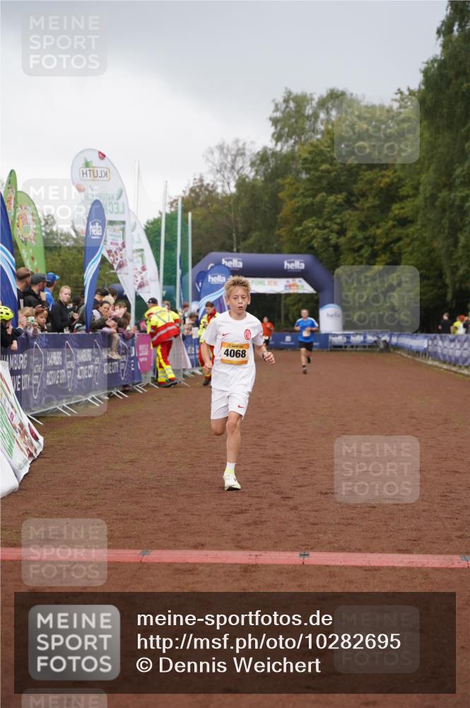 13.09.2026 - Airport Race Dennis Weichert http://msf.ph/oto/10282695 13.09.2026 10:21:09 Ziel 4068 meine-sportfotos.de