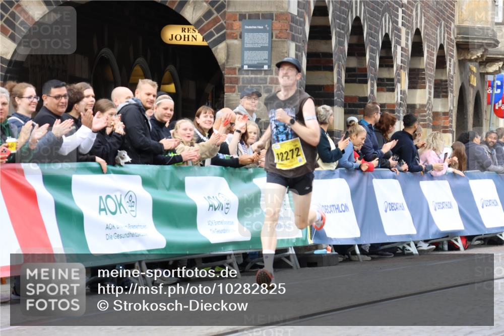 13.09.2026 - 21. swb-Marathon Bremen Strokosch-Dieckow http://msf.ph/oto/10282825 13.09.2026 10:28:31 Ziel 12272, 13501, 13515, 13567, 13593 meine-sportfotos.de