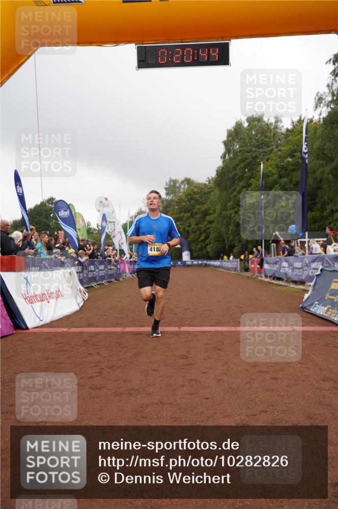 13.09.2026 - Airport Race Dennis Weichert http://msf.ph/oto/10282826 13.09.2026 10:21:17 Ziel 655, 4188 meine-sportfotos.de