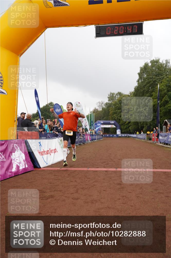 13.09.2026 - Airport Race Dennis Weichert http://msf.ph/oto/10282888 13.09.2026 10:21:21 Ziel 655, 4188 meine-sportfotos.de