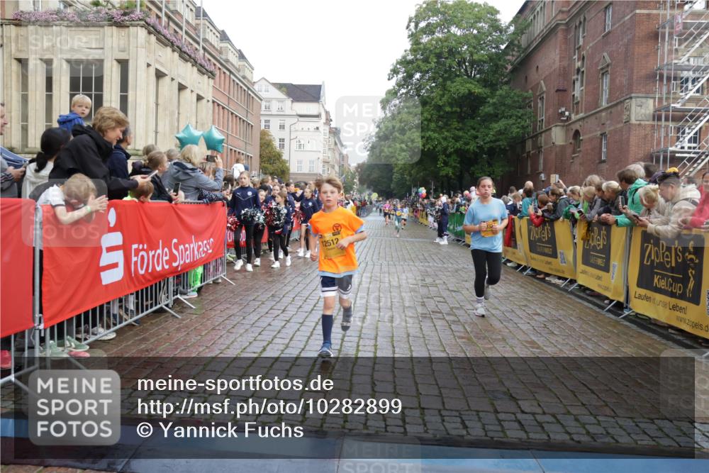 13.09.2026 - Kiel Lauf Yannick Fuchs http://msf.ph/oto/10282899 13.09.2026 08:56:54 Ziel 81, 482, 653, 1222, 2479, 2543, 3034, 3161, 3303, 3305, 3740, 4136, 4558, 4680, 4901, 4925, 5223, 5333, 6361, 6807, 6903, 7559, 7927, 8094, 8270, 8424, 9156, 9292, 9307, 9564, 9826, 9940, 10042, 10213, 10603, 11423, 11627, 11978, 11986, 12062, 12154, 12333, 12350, 12522, 12700, 26, 139, 407, 470, 582, 758, 759, 899, 1009, 1137, 1285, 1340, 1544, 1950, 2173, 2478, 2719, 3078, 3303, 3520, 3740, 3750, 3930, 4023, 4127, 4128, 4136, 4188, 4228, 5597, 8270, 9562, 10213, 11627 meine-sportfotos.de