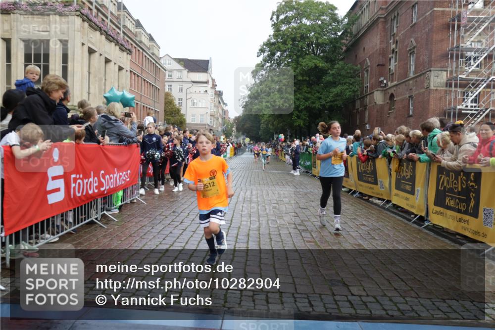 13.09.2026 - Kiel Lauf Yannick Fuchs http://msf.ph/oto/10282904 13.09.2026 08:56:54 Ziel 81, 482, 653, 1222, 2479, 2543, 3034, 3161, 3303, 3305, 3740, 4136, 4558, 4680, 4901, 4925, 5223, 5333, 6361, 6807, 6903, 7559, 7927, 8094, 8270, 8424, 9156, 9292, 9307, 9564, 9826, 9940, 10042, 10213, 10603, 11423, 11627, 11978, 11986, 12062, 12154, 12333, 12350, 12522, 12700, 26, 139, 407, 470, 582, 758, 759, 899, 1009, 1137, 1285, 1340, 1544, 1950, 2173, 2478, 2719, 3078, 3303, 3520, 3740, 3750, 3930, 4023, 4127, 4128, 4136, 4188, 4228, 5597, 8270, 9562, 10213, 11627 meine-sportfotos.de