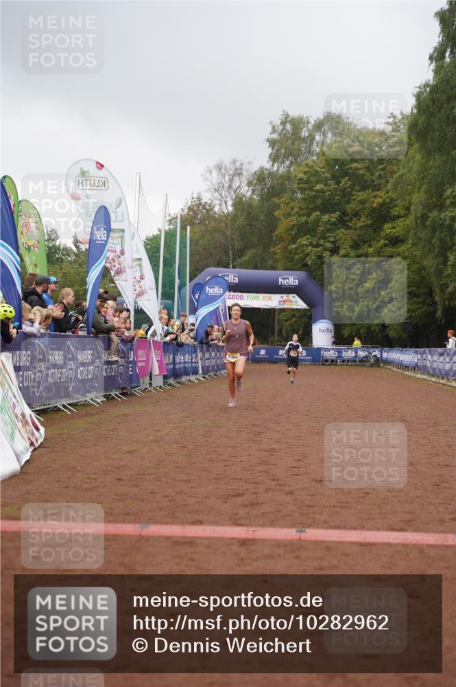 13.09.2026 - Airport Race Dennis Weichert http://msf.ph/oto/10282962 13.09.2026 10:21:41 Ziel 5245, 5300 meine-sportfotos.de