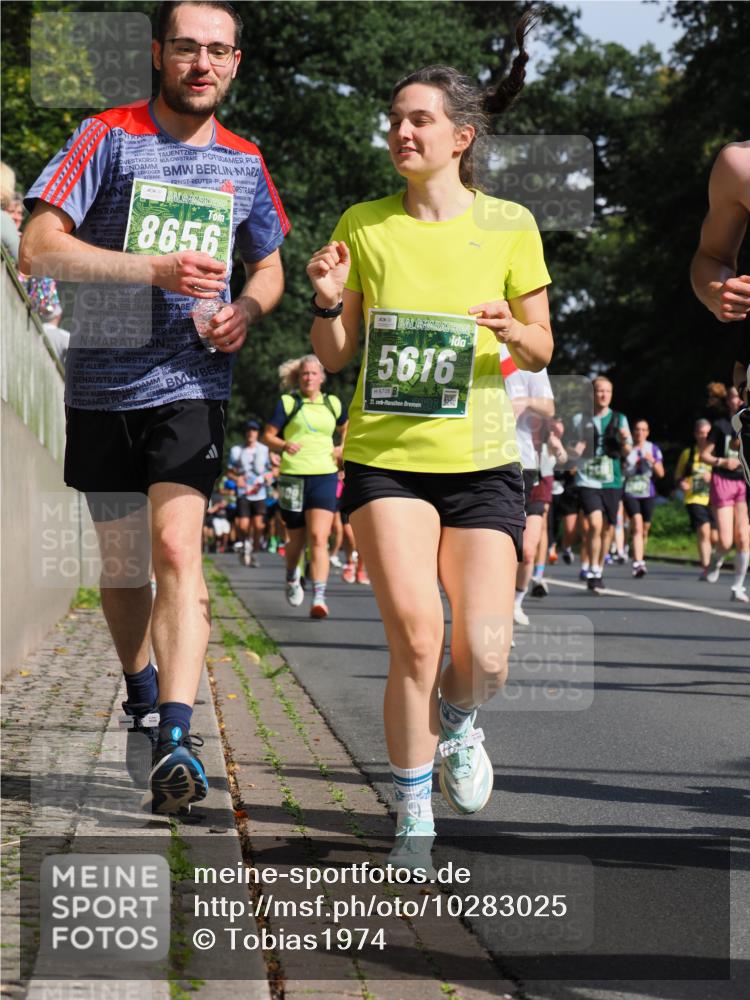 13.09.2026 - 21. swb-Marathon Bremen TobiasT http://msf.ph/oto/10283025 13.09.2026 12:03:29 Laufen 8656, 5616, 6708, 21 meine-sportfotos.de