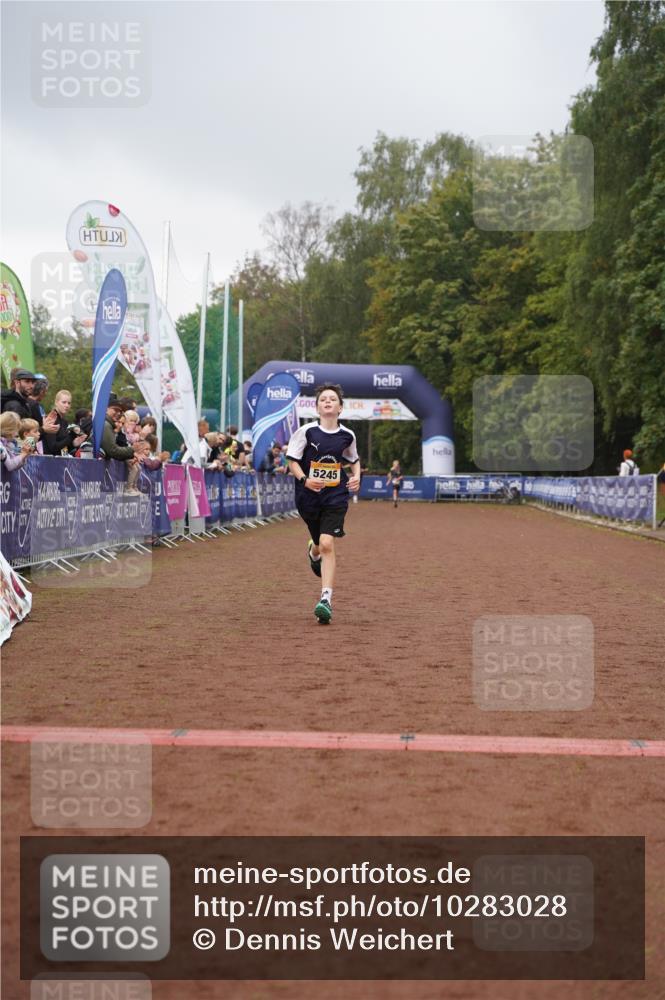 13.09.2026 - Airport Race Dennis Weichert http://msf.ph/oto/10283028 13.09.2026 10:21:47 Ziel 5245, 5300 meine-sportfotos.de