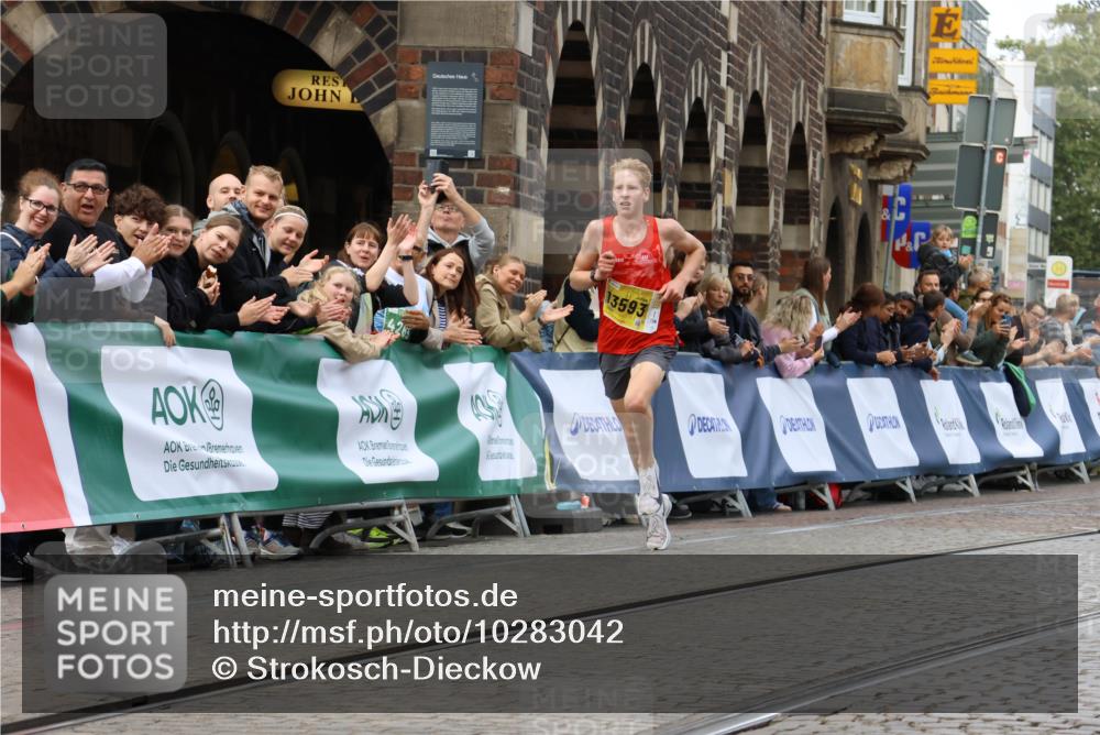 13.09.2026 - 21. swb-Marathon Bremen Strokosch-Dieckow http://msf.ph/oto/10283042 13.09.2026 10:28:52 Ziel 13515, 13547, 13567, 13635, 13604, 13614 meine-sportfotos.de