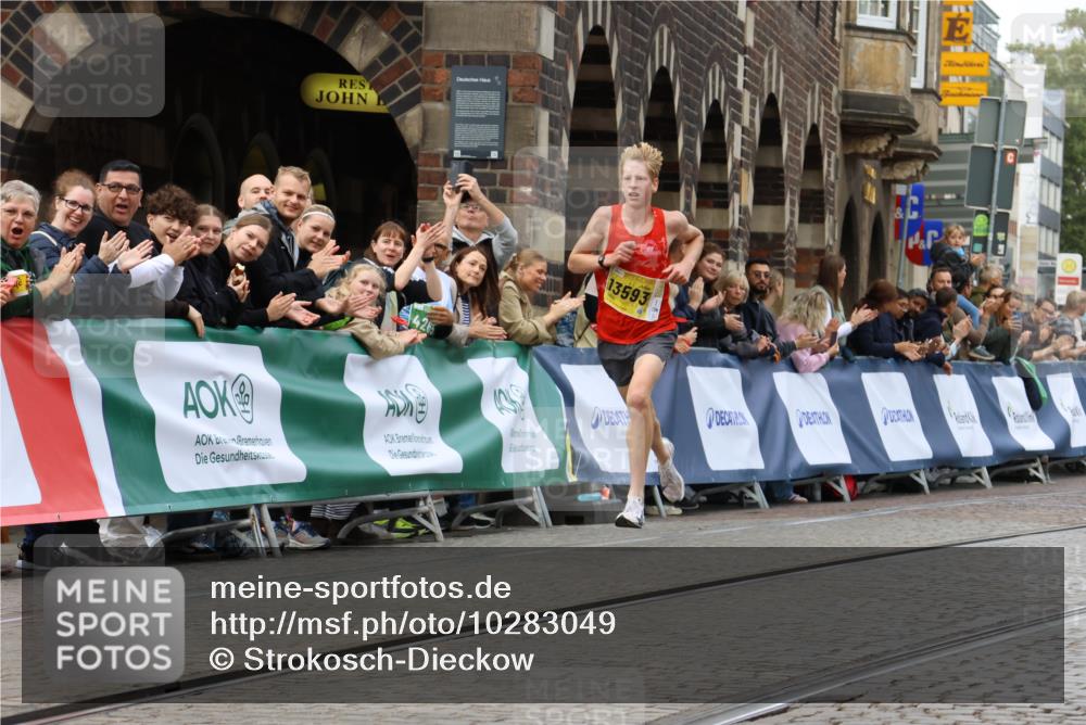 13.09.2026 - 21. swb-Marathon Bremen Strokosch-Dieckow http://msf.ph/oto/10283049 13.09.2026 10:28:52 Ziel 13515, 13547, 13567, 13635, 13604, 13614 meine-sportfotos.de