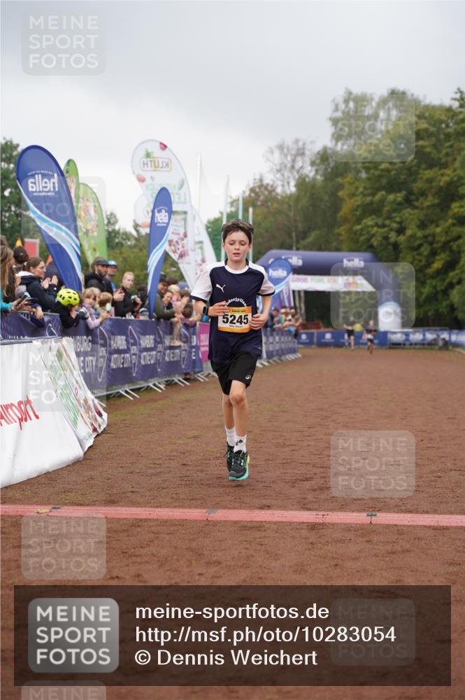 13.09.2026 - Airport Race Dennis Weichert http://msf.ph/oto/10283054 13.09.2026 10:21:48 Ziel 5245, 5300 meine-sportfotos.de