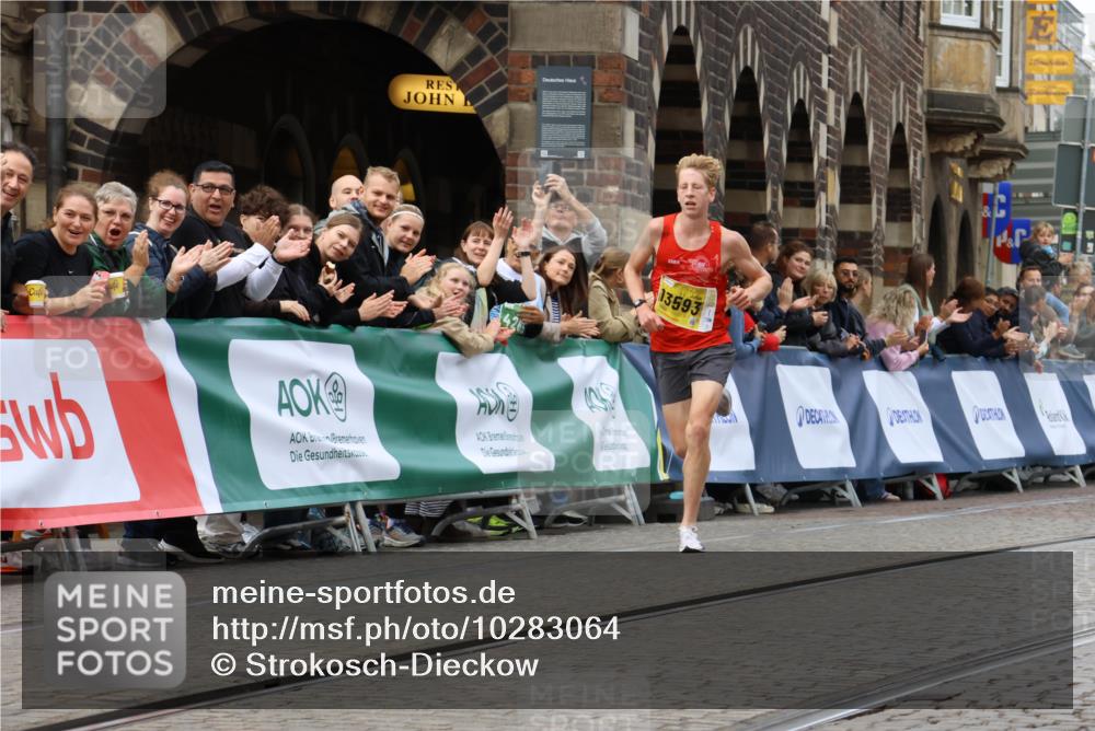 13.09.2026 - 21. swb-Marathon Bremen Strokosch-Dieckow http://msf.ph/oto/10283064 13.09.2026 10:28:52 Ziel 13515, 13547, 13567, 13635, 13604, 13614 meine-sportfotos.de