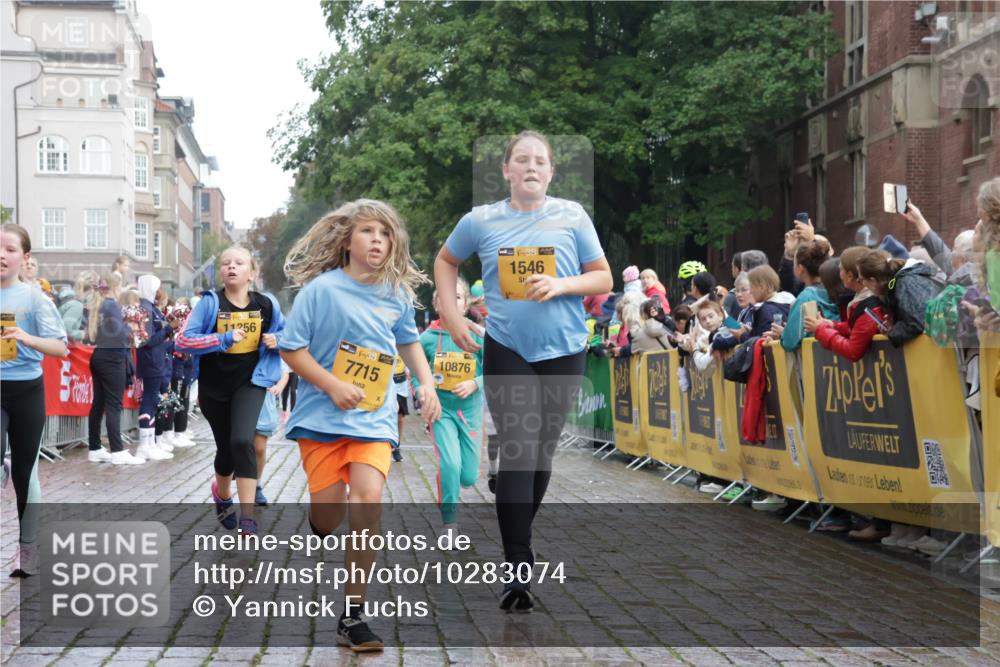 13.09.2026 - Kiel Lauf Yannick Fuchs http://msf.ph/oto/10283074 13.09.2026 08:57:13 Ziel 3665, 5003, 5340, 5719, 5809, 8341, 9542, 10321, 12215, 12512, 81, 139, 482, 653, 899, 1222, 1285, 1340, 1544, 2384, 2478, 2479, 2543, 3034, 3161, 3303, 3305, 3520, 3665, 3740, 4136, 4188, 4228, 4558, 4680, 4901, 4908, 4925, 5223, 5333, 5597, 6361, 6807, 6903, 7559, 7752, 7927, 8094, 8270, 8424, 9156, 9292, 9307, 9562, 9564, 9826, 9940, 10042, 10213, 10603, 11423, 11495, 11558, 11627, 11986, 12062, 12455, 160, 1546, 1769, 5006, 5984, 6459, 7715, 9062, 1285, 3520, 4188 meine-sportfotos.de