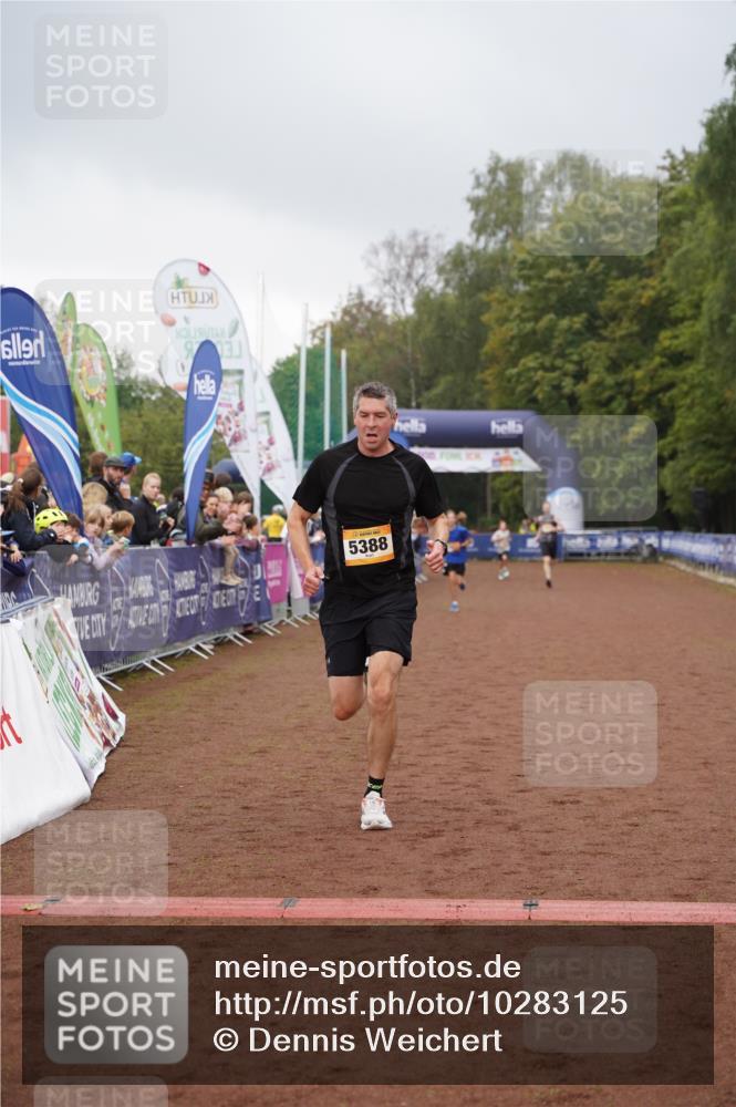 13.09.2026 - Airport Race Dennis Weichert http://msf.ph/oto/10283125 13.09.2026 10:22:03 Ziel 5309, 5368, 5388 meine-sportfotos.de