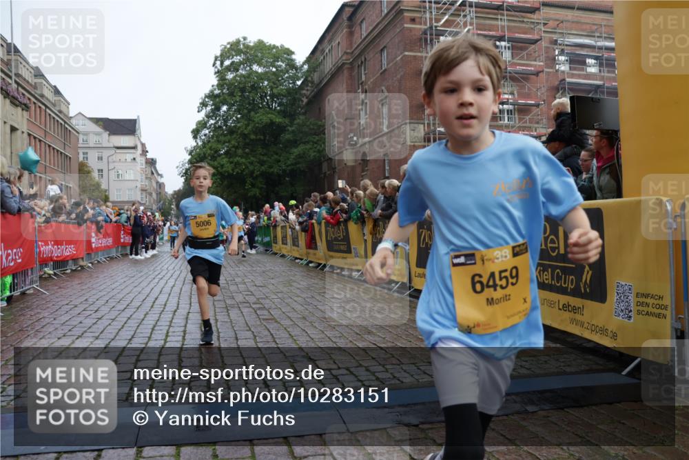 13.09.2026 - Kiel Lauf Yannick Fuchs http://msf.ph/oto/10283151 13.09.2026 08:57:16 Ziel 3382, 5003, 5719, 5809, 8341, 9542, 10321, 10892, 12512, 81, 139, 482, 653, 1222, 1340, 1544, 2384, 2478, 2479, 2543, 3034, 3161, 3303, 3305, 3665, 3740, 4136, 4558, 4680, 4901, 4908, 4925, 5223, 5333, 5340, 5597, 5719, 6361, 6807, 6903, 7559, 7752, 7927, 8094, 8270, 8424, 9156, 9292, 9307, 9562, 9564, 9826, 9940, 10042, 10213, 10603, 11423, 11495, 11558, 11627, 11986, 12062, 12215, 12455, 160, 406, 1546, 1769, 5006, 5984, 6459, 7715, 9062, 1285, 3520, 4188 meine-sportfotos.de