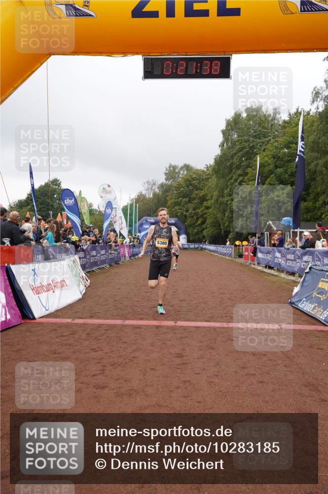 13.09.2026 - Airport Race Dennis Weichert http://msf.ph/oto/10283185 13.09.2026 10:22:12 Ziel 5144, 5368, 5380 meine-sportfotos.de