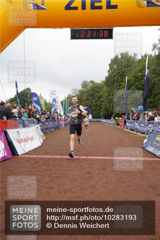 13.09.2026 - Airport Race Dennis Weichert http://msf.ph/oto/10283193 13.09.2026 10:22:12 Ziel 5144, 5368, 5380 meine-sportfotos.de