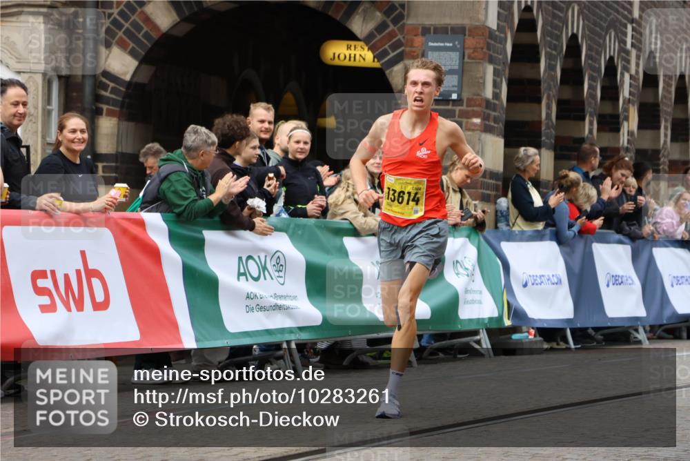 13.09.2026 - 21. swb-Marathon Bremen Strokosch-Dieckow http://msf.ph/oto/10283261 13.09.2026 10:29:13 Ziel 13593, 13614, 13624, 13517, 13542, 13557 meine-sportfotos.de