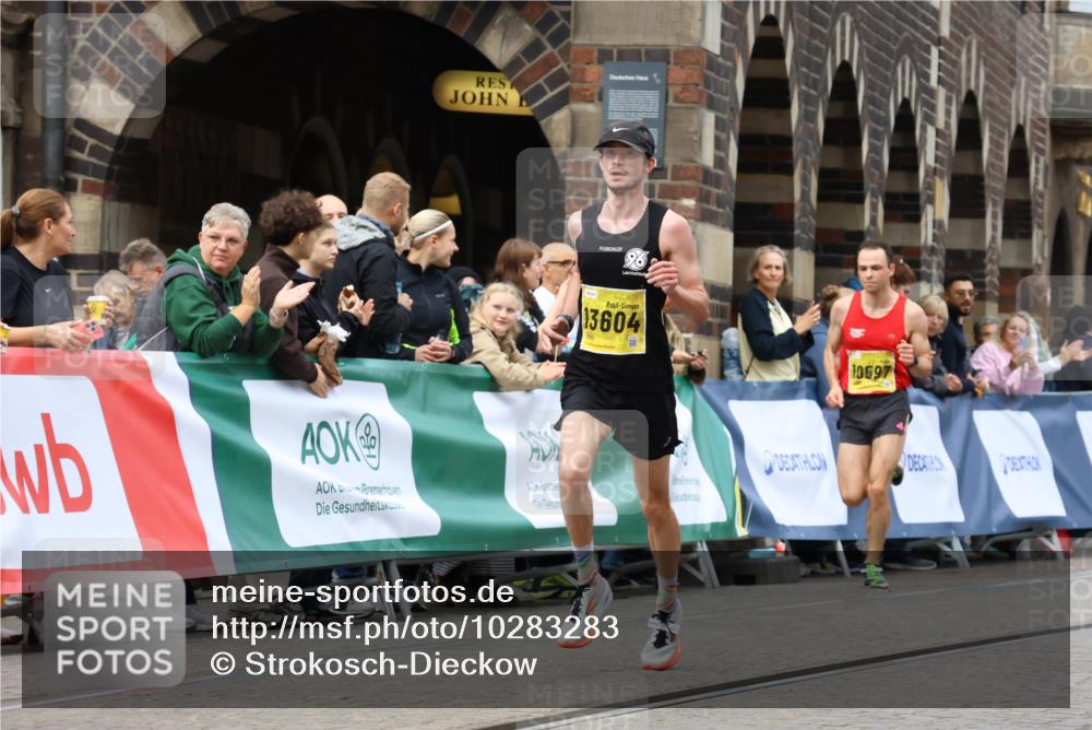 13.09.2026 - 21. swb-Marathon Bremen Strokosch-Dieckow http://msf.ph/oto/10283283 13.09.2026 10:29:17 Ziel 13604, 13614, 13624, 13517, 13542, 13557 meine-sportfotos.de