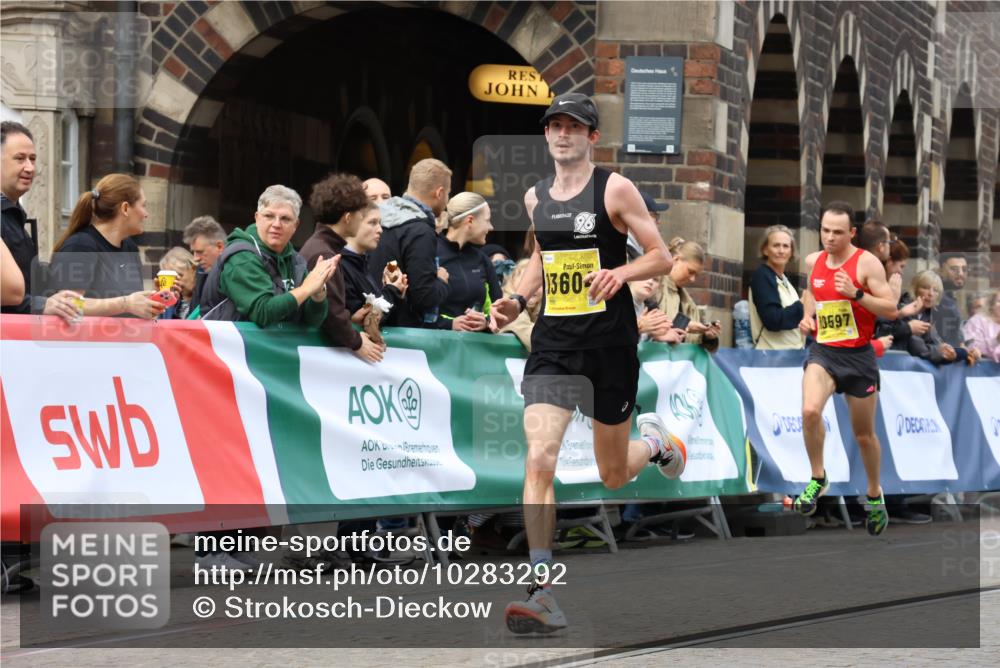 13.09.2026 - 21. swb-Marathon Bremen Strokosch-Dieckow http://msf.ph/oto/10283292 13.09.2026 10:29:17 Ziel 13604, 13614, 13624, 13517, 13542, 13557 meine-sportfotos.de