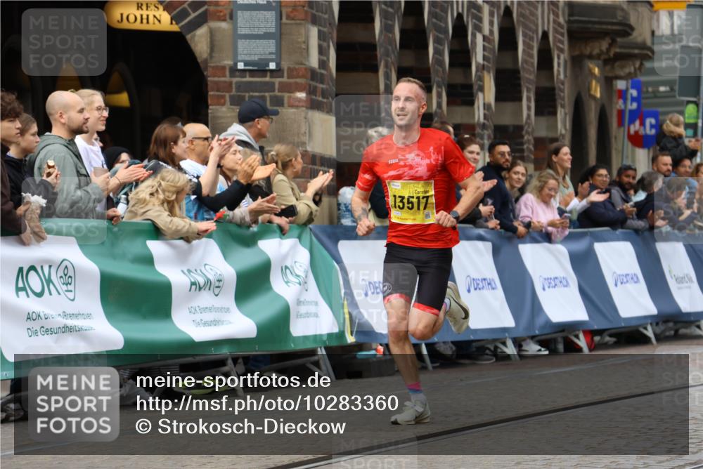 13.09.2026 - 21. swb-Marathon Bremen Strokosch-Dieckow http://msf.ph/oto/10283360 13.09.2026 10:29:34 Ziel 10597, 13517, 13557, 13604, 13510, 13579, 13623 meine-sportfotos.de