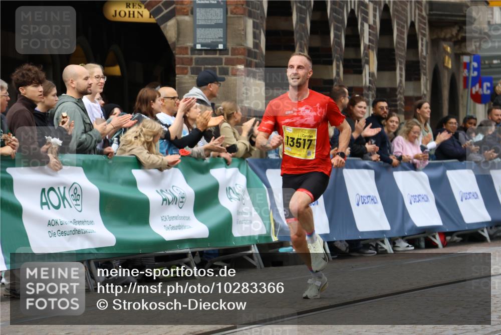 13.09.2026 - 21. swb-Marathon Bremen Strokosch-Dieckow http://msf.ph/oto/10283366 13.09.2026 10:29:34 Ziel 10597, 13517, 13557, 13604, 13510, 13579, 13623 meine-sportfotos.de