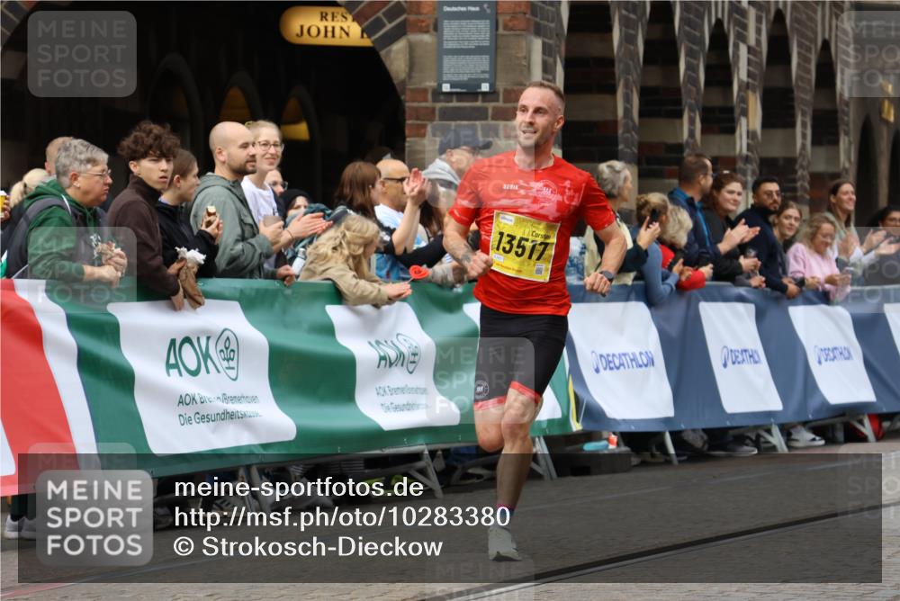 13.09.2026 - 21. swb-Marathon Bremen Strokosch-Dieckow http://msf.ph/oto/10283380 13.09.2026 10:29:34 Ziel 10597, 13517, 13557, 13604, 13510, 13579, 13623 meine-sportfotos.de