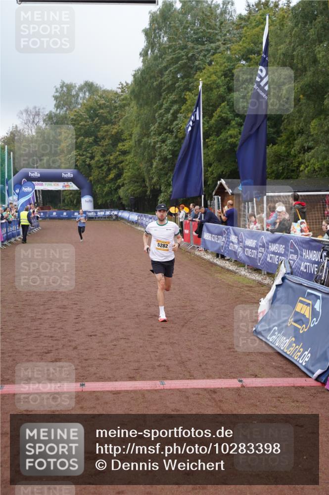 13.09.2026 - Airport Race Dennis Weichert http://msf.ph/oto/10283398 13.09.2026 10:23:11 Ziel 5128, 5282, 5286 meine-sportfotos.de