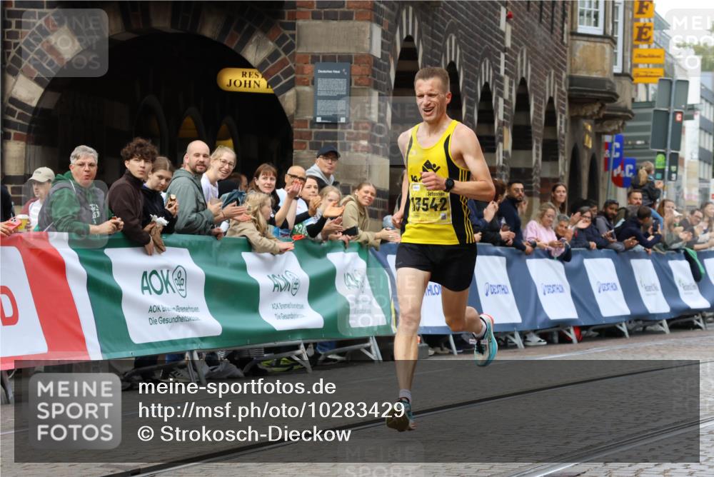 13.09.2026 - 21. swb-Marathon Bremen Strokosch-Dieckow http://msf.ph/oto/10283429 13.09.2026 10:29:37 Ziel 10597, 13517, 13542, 13557, 13604, 13510, 13579, 13623 meine-sportfotos.de