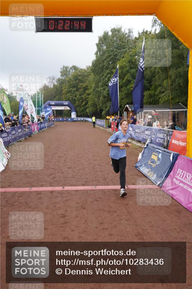 13.09.2026 - Airport Race Dennis Weichert http://msf.ph/oto/10283436 13.09.2026 10:23:17 Ziel 5128, 5282 meine-sportfotos.de