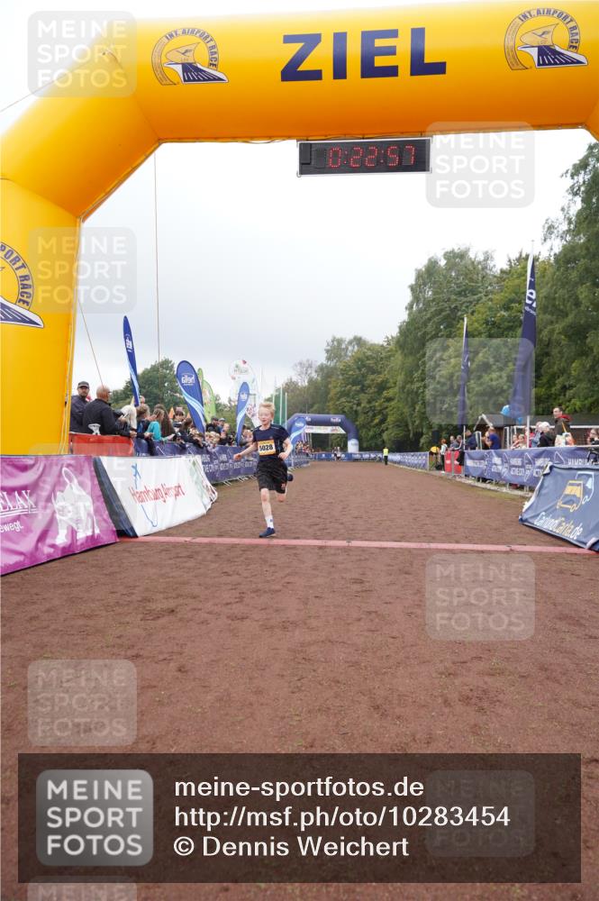 13.09.2026 - Airport Race Dennis Weichert http://msf.ph/oto/10283454 13.09.2026 10:23:31 Ziel 5028 meine-sportfotos.de