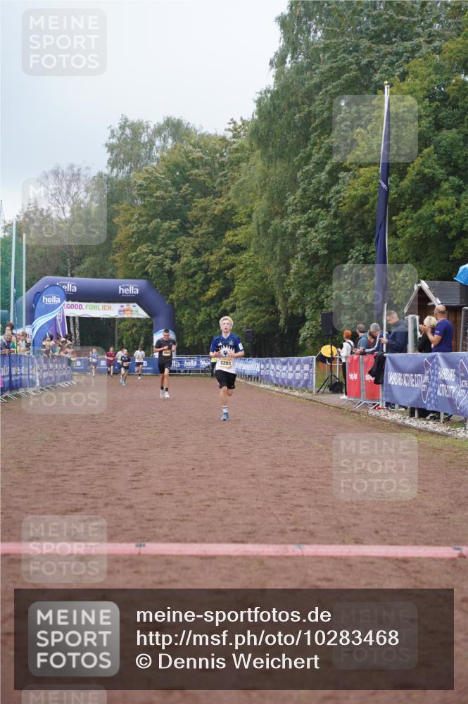 13.09.2026 - Airport Race Dennis Weichert http://msf.ph/oto/10283468 13.09.2026 10:23:40 Ziel 5203 meine-sportfotos.de